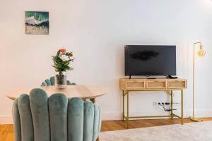 Cozy Hideout I by Innkeeper