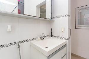 Apto Aconchegante com 2 Quartos na Lapa AC 9