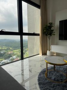 Luxury 3 Bedroom at Lumi Tropicana Balcony With Golf View Sleeps 9 and Darts B2-23