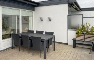 Gorgeous Home In Tranekær With Wifi