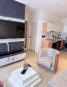 Moj 2bedrooms apartment Reid lifestyle