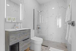 NOK Cozy 1BR Apartment the towers By Vistacana