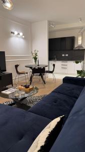 LUMIA Luxury-Balcony-Tower View-Parking