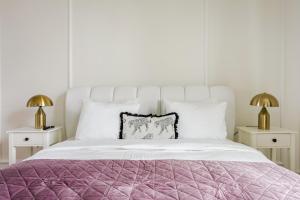 LUMIA Luxury-Balcony-Tower View-Parking