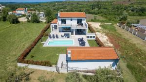 Beautiful Villa Brtonigla with pool in Brtonigla