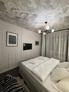 Royal apart on Svobody 6-8 Avenue