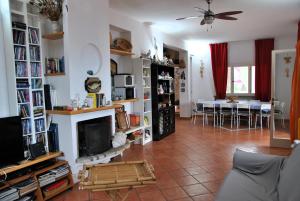 Villa Giulia con piscina vista mare