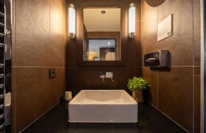 Nice comfortable pool studio 2 min from MTP