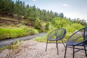 Secluded Mountain Cabin on 5 Acres with Creek
