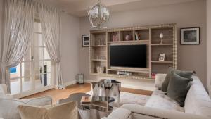 Family villa Claretta with pool and grill in Porec