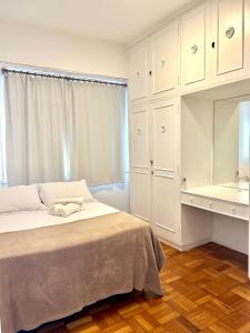 Apto aconchegante em Ipanema na quadra da praia VM 26