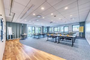 GOLDEN TULIP LYON OUEST TECHLID Hotel & Spa