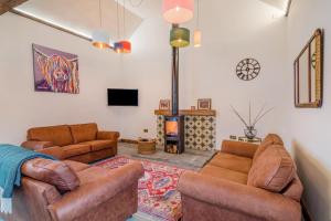 3 Bed in Dulverton oc-t32975