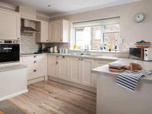 3 Bed in Seahouses oc-cn079