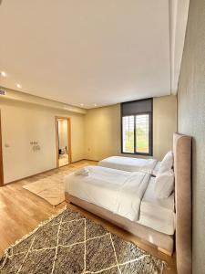 Villa 1 prestige with Pool & Private Guests Suites