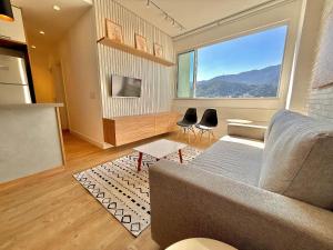 Wi-Fi rápido, recepção 24h e garagem - Leblon