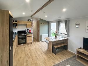 D & A Southview Getaway