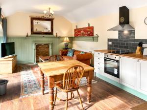 Barnside Cottage - Uk50574