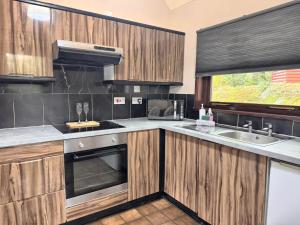 Primrose 19-Woodland Lodges-Carmarthen-Pembroke
