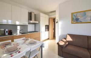 Cozy Home In Magliolo With Sauna