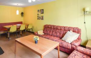 2 Bedroom Amazing Home In Ekshärad