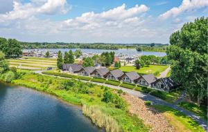 3 Bedroom Nice Home In Kerkdriel