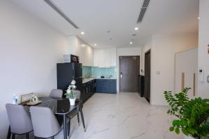 1BR Beverly VIP Luxury View Vinwonder & River