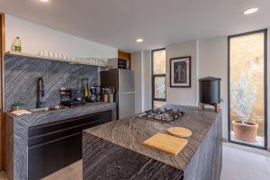 Casa Encino - Oasis to share