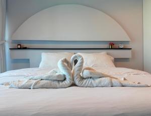 Mahenti - Spacious 1-Bedroom Apartment in JVC