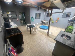 Casa 4km do Aeroporto e Parque Beto Carrero sem trânsito