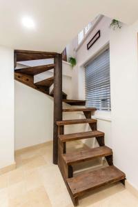 Bijou central maisonette