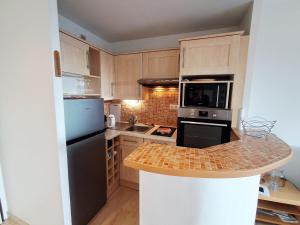 Splendid sea view 4 people pool wifi air conditioning parking