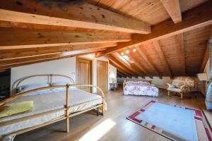 Alloggio romantico nel verde in fronte Acquardens