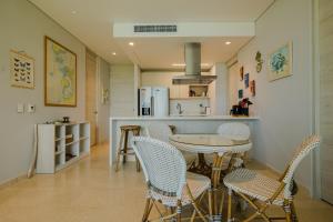 2BR apartment with balcony and amazing views