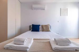 Monteverde VI by Innkeeper