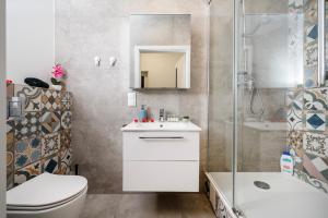 Bałuty Apt - Workspace, Parks & Railway Nearby