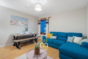 Residence - SJA Stays - Modern 3 Bed Apartment