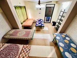 AGH Darshan Dorm Stay