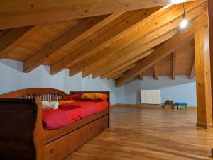 Among Pines and Oaks