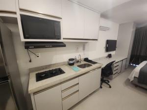 Estúdio em edf. c Piscina a 280 m do Mar UGR0404A