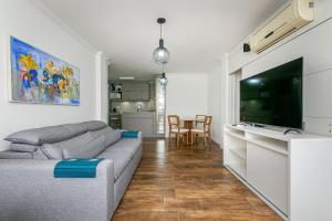 150m da praia | WI-FI 600MB | Smart TV 60" #CHA15