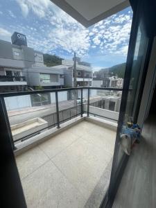 Alugo casa perfeita há 4km da Praia Central de Balneário Camboriú