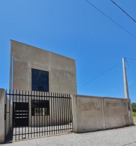 Casa Duplex com Piscina e Ar-Condicionado