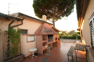 Casa in campagna con due appartamenti indipendenti non lontane dal mare