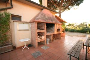 Casa in campagna con due appartamenti indipendenti non lontane dal mare