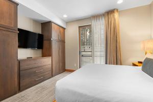 Grand Colorado on Peak 8 Suite - Ski-inout