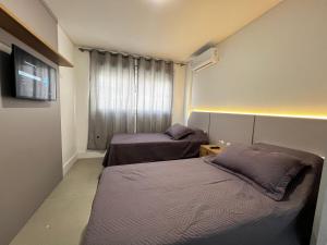 Apartamento com área de lazer completo à 100 metros da praia de Mariscal - Bombinhas