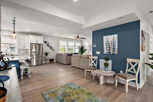 True Luxury Vacationing in Downtown Ocean City!