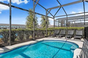 Solterra 6Q c Piscina, Game Room