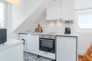 Lisbon Alcantara 1BR with Terrace & City View